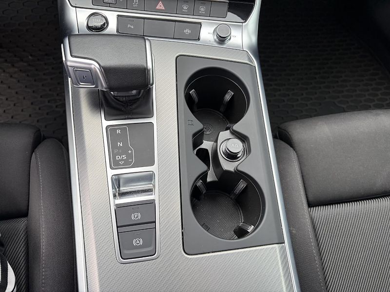 Audi A6 Avant (2022)  2.0 45 Tfsi Quattro S Tronic  - fotka 20 z 35