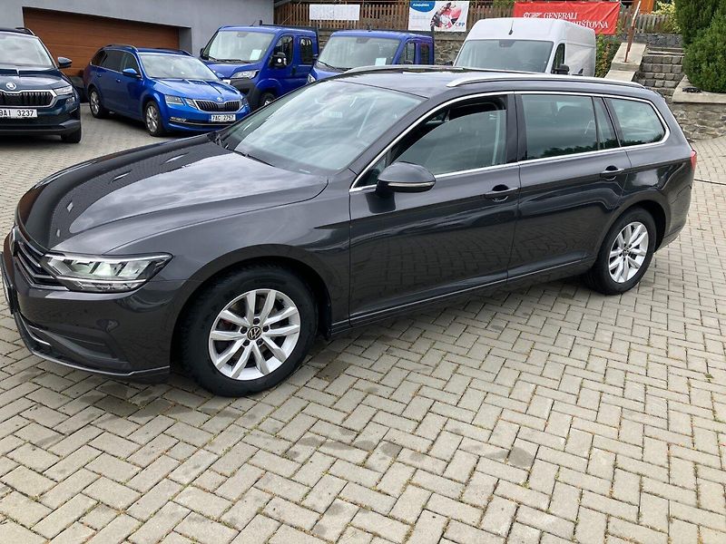 Volkswagen Passat Variant (2022) 1.5TSI 110kW DSG BUSINESS EVO - fotka 11 z 34