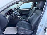 Volkswagen Passat (2021) 2.0 TDI 110kW R-LINE - náhled 4