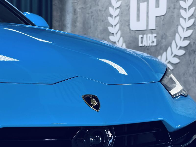 Lamborghini Urus (2024) S 23 MASAŽ HUD CARBON ZÁRUKA - fotka 7 z 50