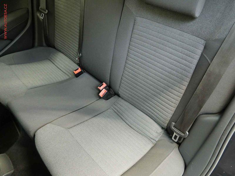 Volkswagen Polo (2011) 1.2 12V, AC - fotka 10 z 16