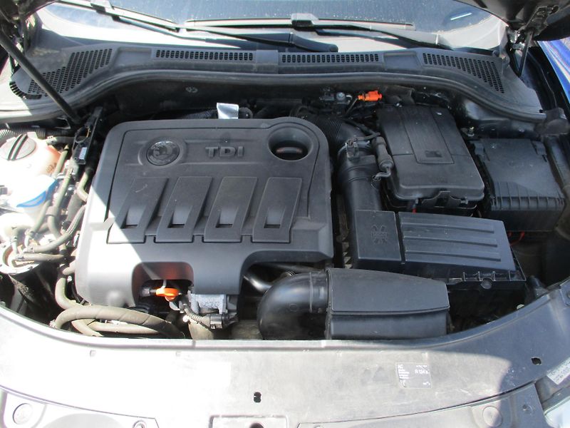 Škoda Superb (2013) combi II 4x4 2,0 TDi - fotka 11 z 11