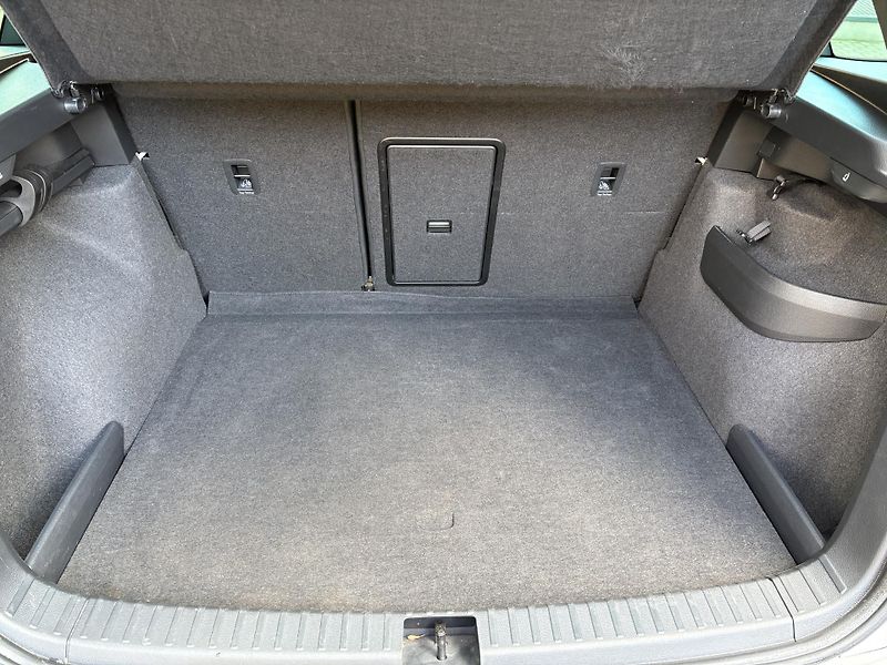 Škoda Karoq (2022) 2.0TSi 140kW 4x4SPORTLINE      - fotka 44 z 45