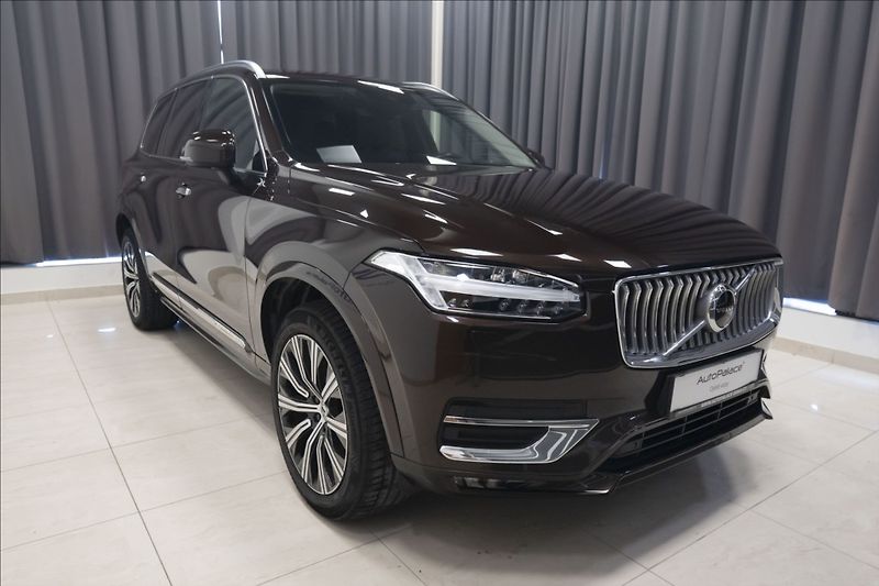 Volvo XC90 2,0 B5 AWD INSCRIPTION 7 MÍST - fotka 3 z 47