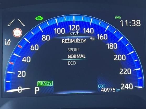 Toyota Corolla COM. STYLE TECH 1.8 Hyb. 90 kW - fotka 20 z 28