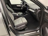 Volvo XC40 (2026) B3 AUT DARK PLUS - náhled 22