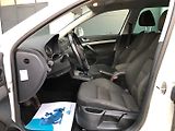 Škoda Octavia (2012) 1.6 TDi, 4x4, navigace - náhled 9