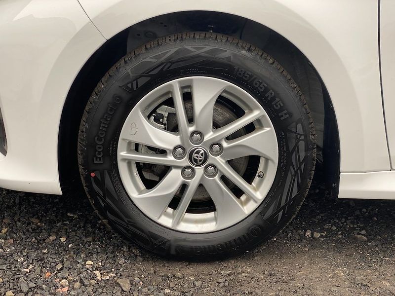 Toyota Yaris 1.5HEV, ČR-1m, Comfort, DPH - fotka 9 z 31