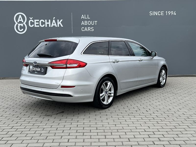 Ford Mondeo (2019) 2.0TDCi*110KW*Kamera - fotka 5 z 39