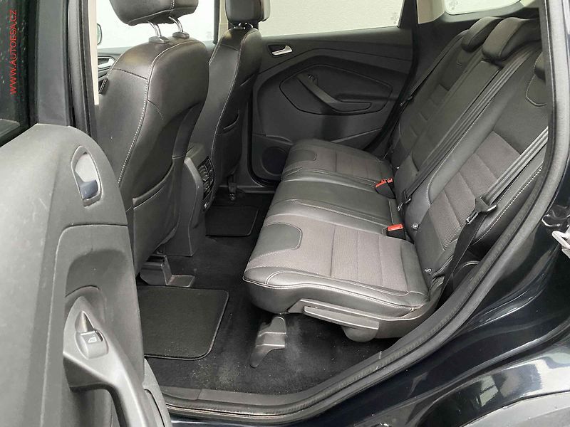 Ford Kuga (2013) 2.0TDCi 4x4, AT, navi, xenon - fotka 10 z 19