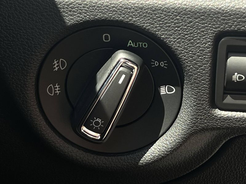 Škoda Kamiq (2026) Top Selection 7DSG 1,0TSI - fotka 14 z 22