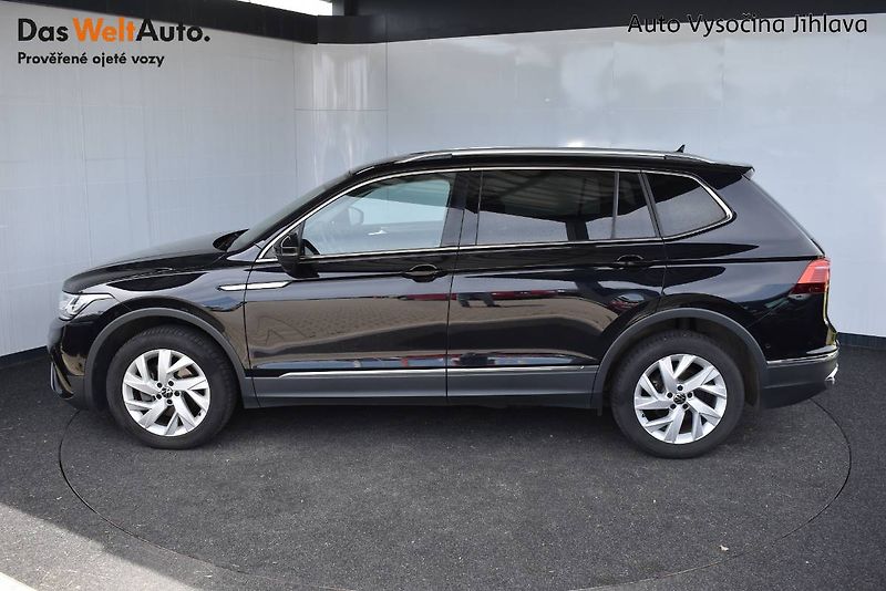 Volkswagen Tiguan Allspace (2023) 2.0TDI 110kW DSG, LED - fotka 3 z 24
