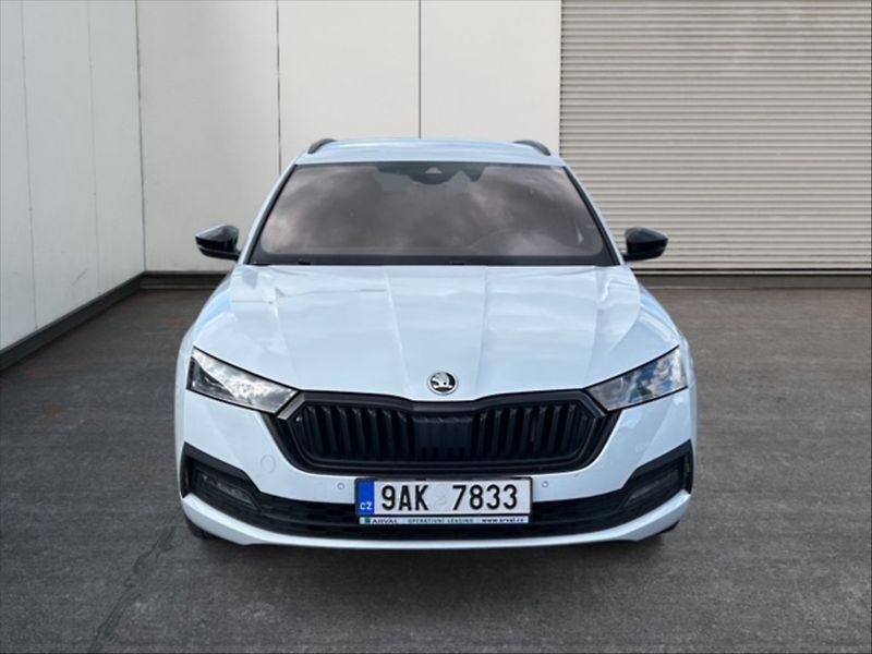 Škoda Octavia 2,0 TDI 110 Style - fotka 2 z 11