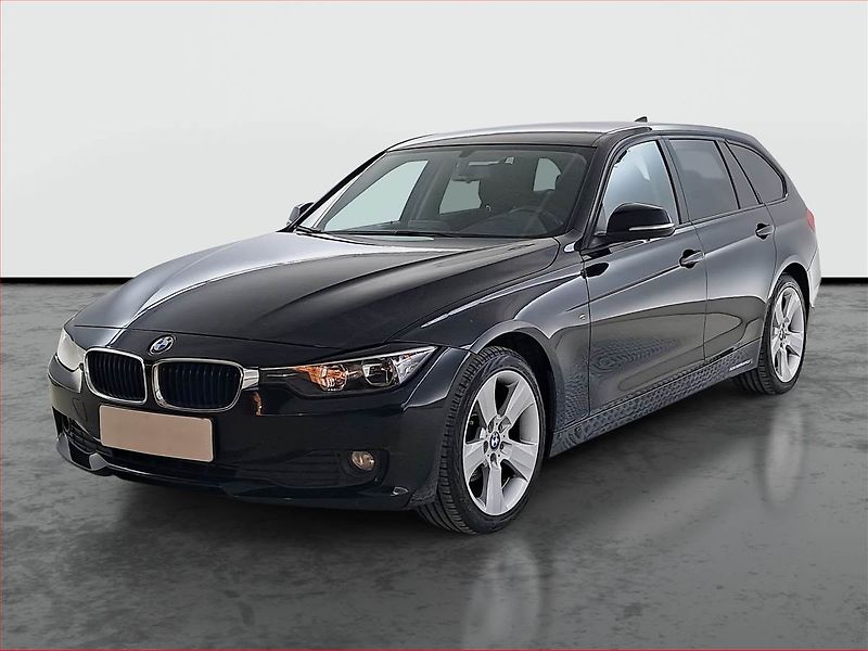BMW Řada 3 (2013) 318 d, Serv.kniha, Tempomat - fotka 2 z 22
