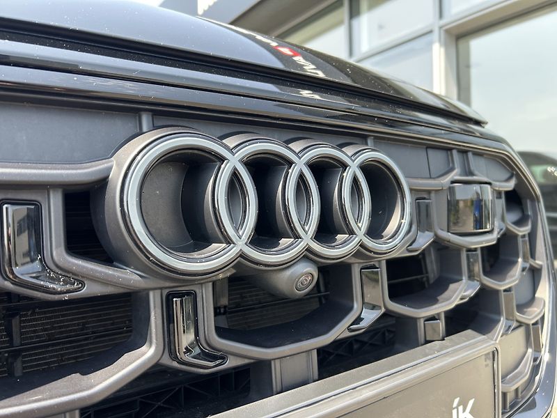 Audi Q8 50 TDI quattro ZÁRUKA - fotka 10 z 35