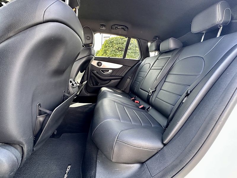 Mercedes-Benz Třídy C (2015) 220 BluTEC kombi - fotka 11 z 30