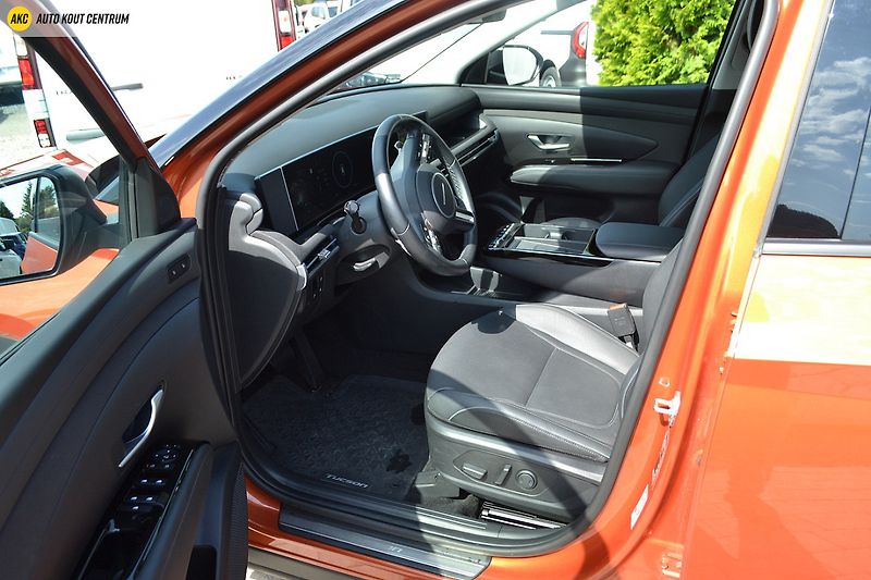 Hyundai Tucson 1,6 T-GDI PHEV 4WD AT PREMIUM - fotka 29 z 69