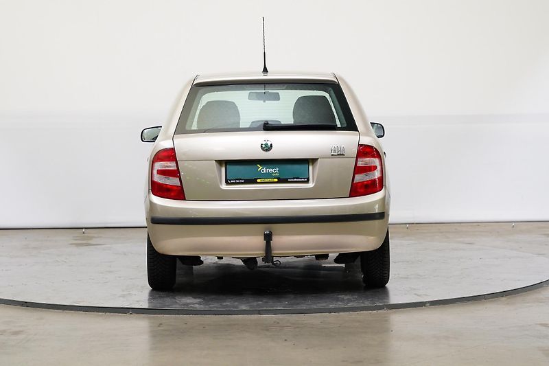 Škoda Fabia - fotka 6 z 22