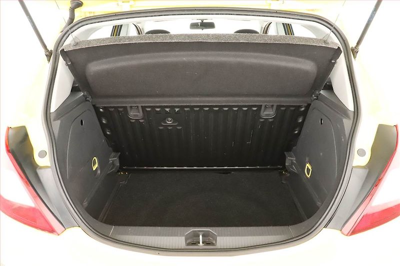 Opel Corsa (2015) 1.2, Park. senzory - fotka 12 z 12