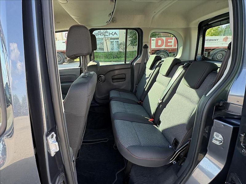 Mercedes-Benz Citan 1,5 CDi 85kW Tourer,Výbava ! - fotka 19 z 26