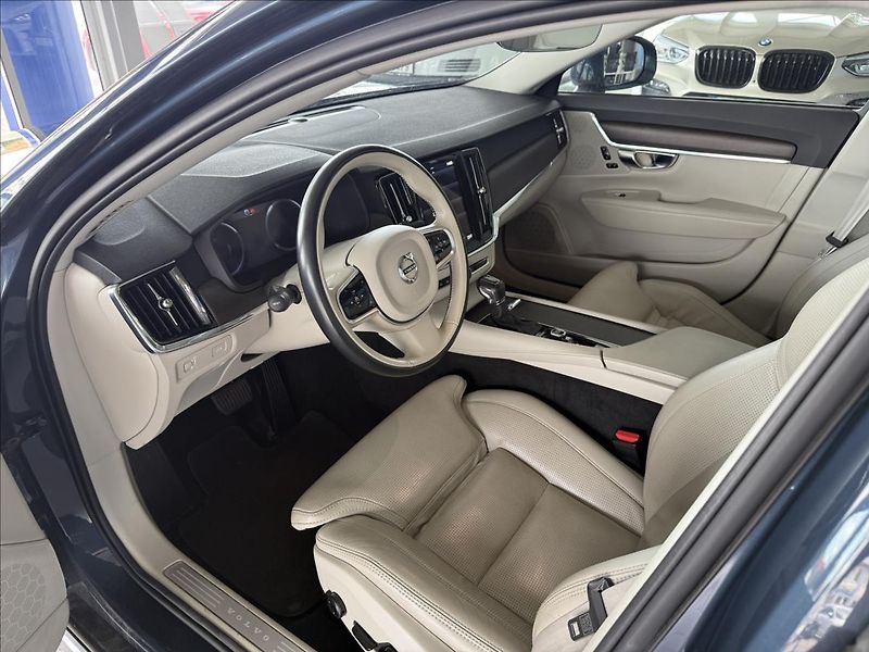 Volvo V90 2,0   173kW,CROSSCOUNTRY,SERVI - fotka 7 z 35