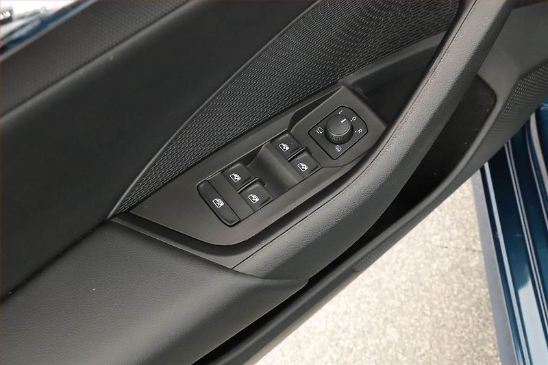 Škoda Octavia (2023) 2.0 TDI, Automat, ČR,1.maj - fotka 9 z 19