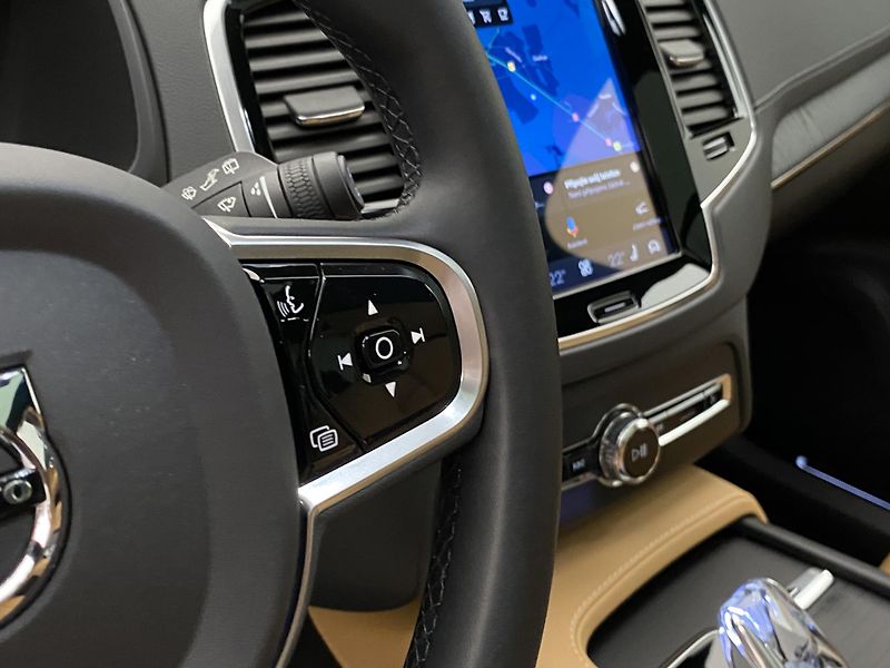 Volvo XC90 T8 AWD RECHARGE REZERVACE - fotka 21 z 74
