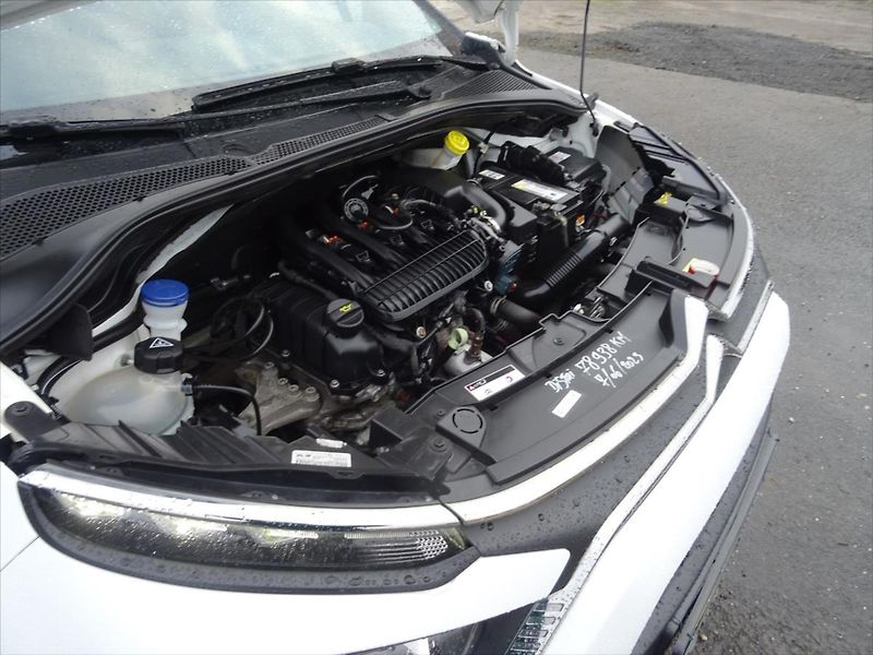 Citroën C3 1,2 PureTech 61 kW - fotka 25 z 28
