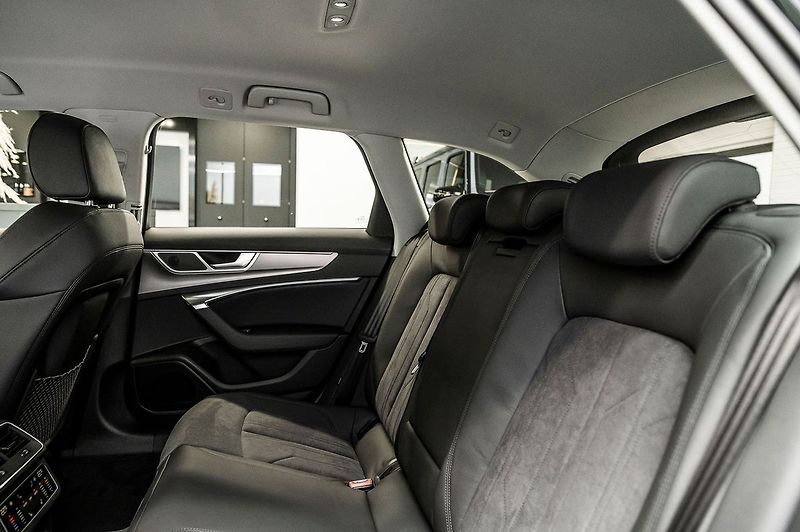 Audi A6 50 TDI quattro Avant S line - fotka 8 z 24