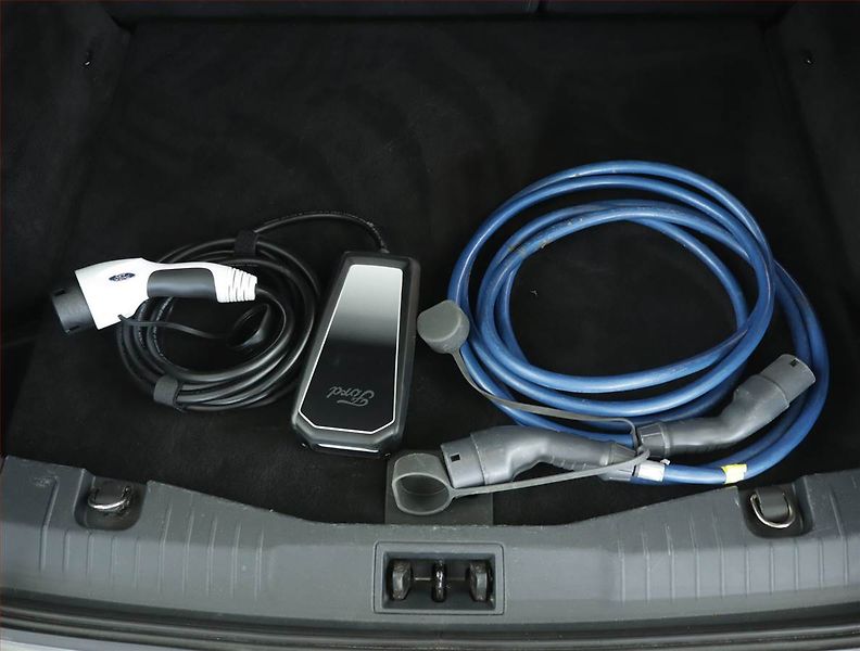Ford Mustang Mach-E (2021) Standard Range RWD, SoH 94% - fotka 20 z 20