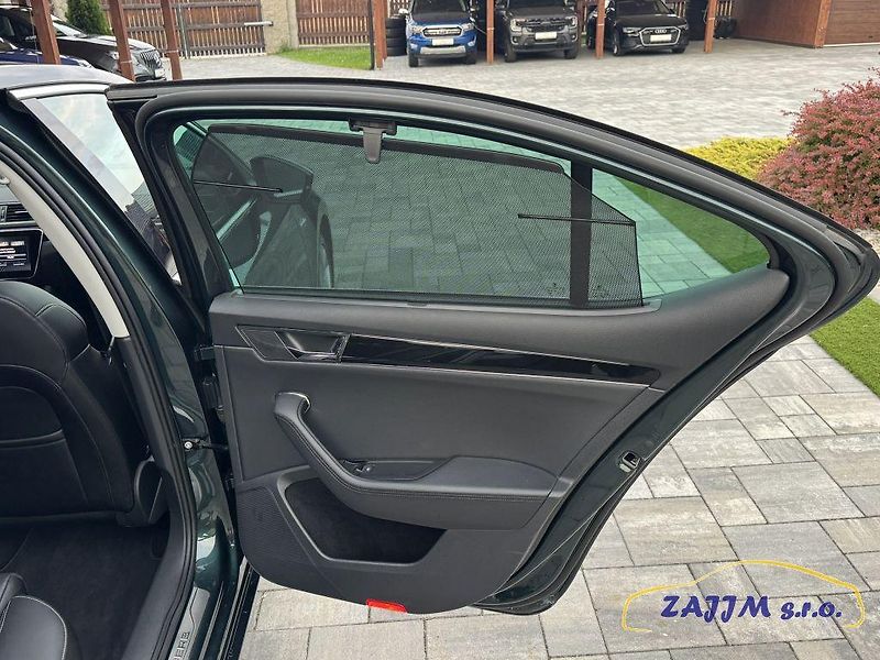 Škoda Superb L&K 2.0TSi 206kw 4x4 webasto - fotka 54 z 60
