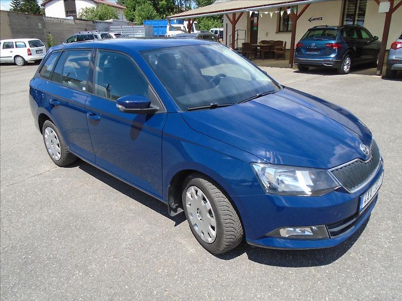 Škoda Fabia 1,0 - fotka 6 z 25