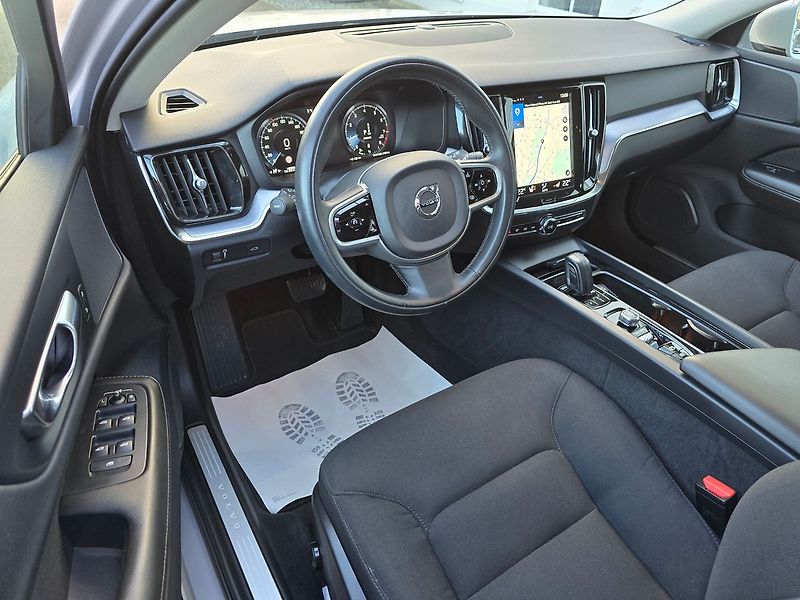 Volvo V60 184kW B5 4x4 CROSS COUNTRY - fotka 9 z 50