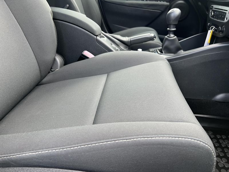 Renault Mégane 1.5DCi KLIMA TEMPOMAT odp.DPH - fotka 35 z 44