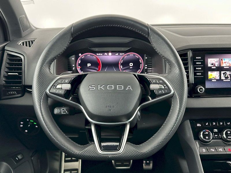 Škoda Karoq (2025) DSG 2.0TDI 110kW 4x4 SportLine - fotka 9 z 33