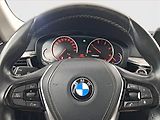 BMW Řada 5 (2017) Luxury Line 520d xDrive, 4X4 - náhled 28