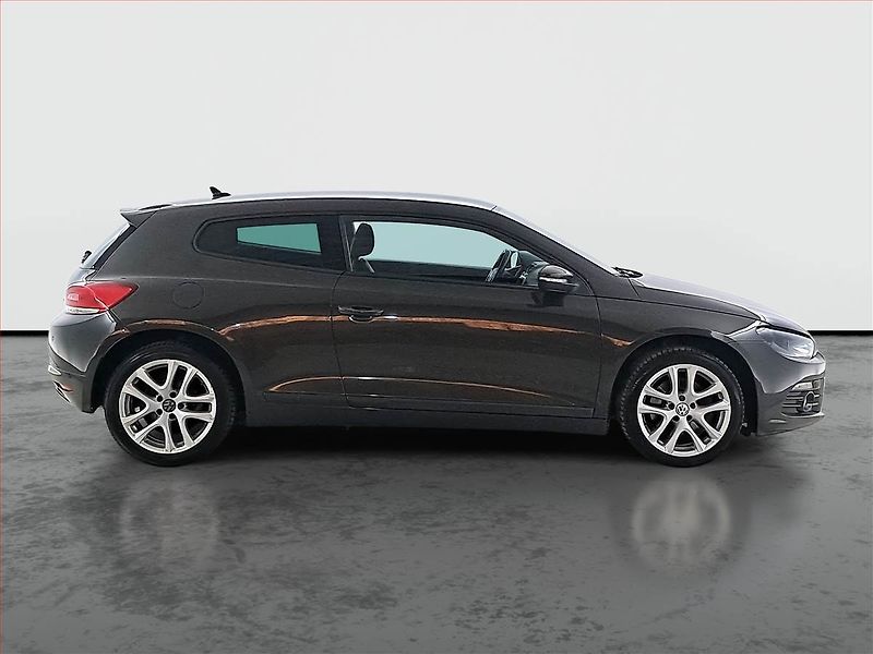 Volkswagen Scirocco (2009) 1.4 TSI, Tempomat - fotka 6 z 18