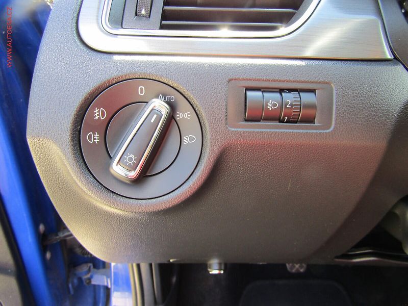 Škoda Rapid (2018) 1.0TSi, ČR, servis.kniha - fotka 19 z 20