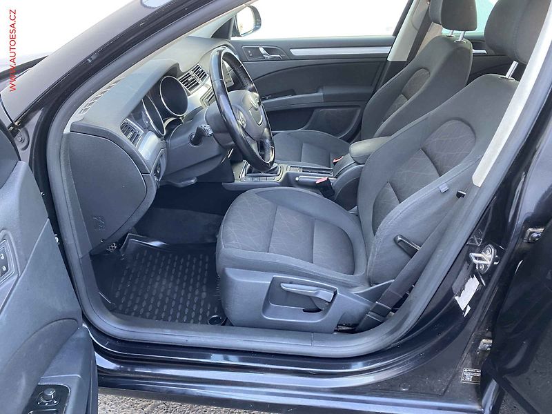 Škoda Superb (2011) 2.0TDi 4x4, Family, +kola - fotka 9 z 18
