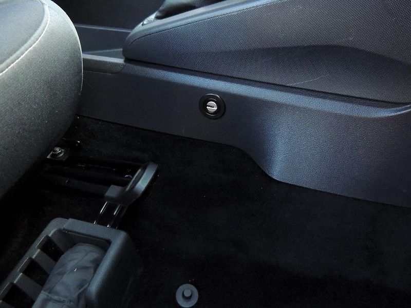 Škoda Fabia (2020) 1.0 combi,STYLE.1.majČR,DPH - fotka 21 z 26