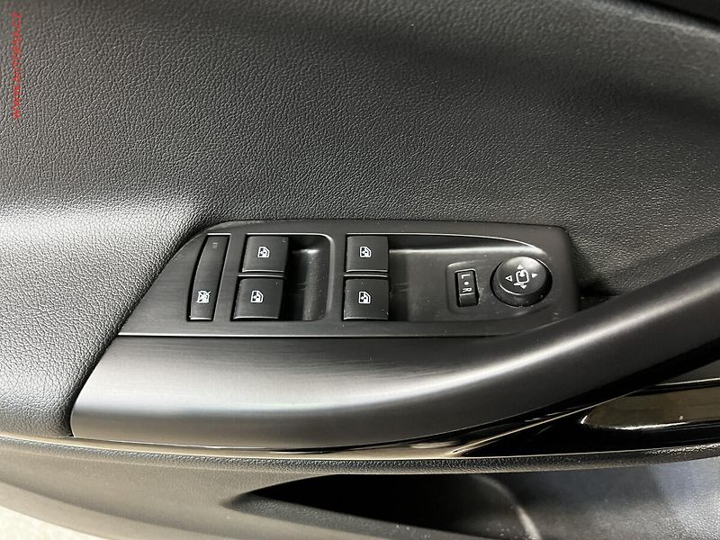 Opel Astra (2020) 1.5 CDTi, Elegance, LED, navi - fotka 12 z 17