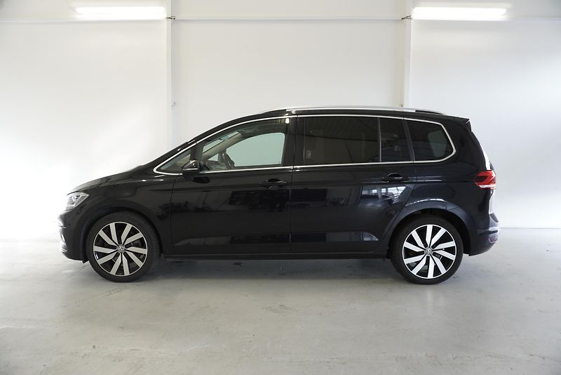 Volkswagen Touran (2017) TOURAN  2,0 TDI HIGHLINE AUT. - fotka 8 z 45