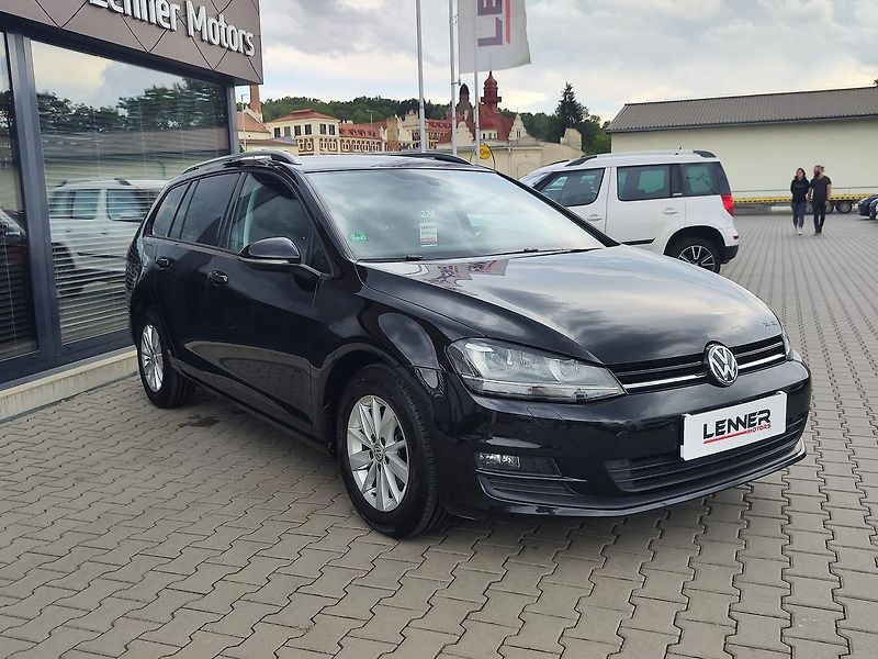 Volkswagen Golf 1.2 TSI/81kW Comfortline - fotka 3 z 40