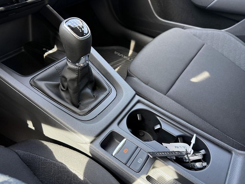 Škoda Octavia (2024) 1.5 tsi 110 kw - fotka 17 z 20