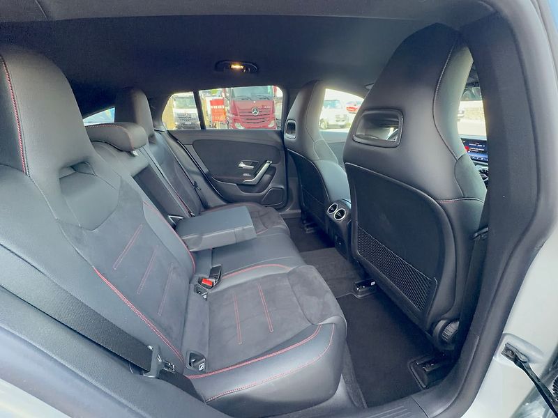 Mercedes-Benz CLA 200 Shooting Brake AMG Sty - fotka 11 z 35