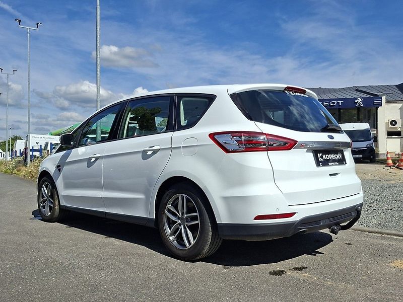 Ford S-MAX 1,5 EcoBoost 160k M6 - fotka 11 z 23