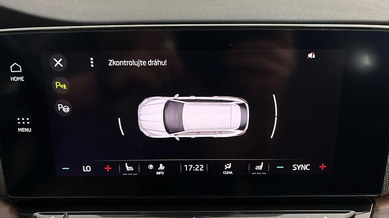 Škoda Octavia 2.0 TDI DSG 4x4 Scout Combi - fotka 12 z 28