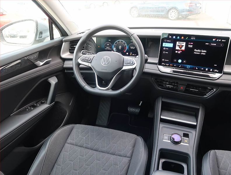 Volkswagen Tayron (2025) 1.5 eTSI - fotka 7 z 18