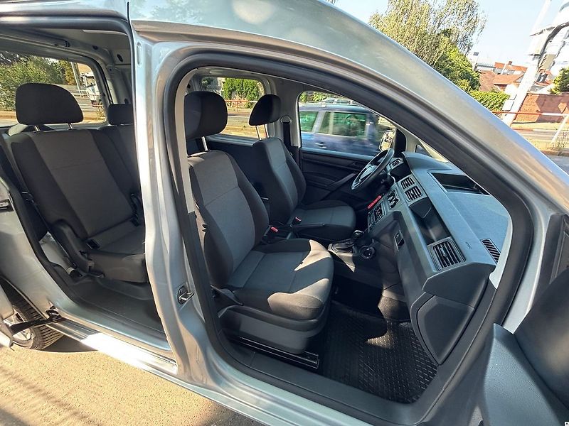 Volkswagen Caddy 1.4TSi 92KW/2017/DSG.5MÍST.1MA - fotka 23 z 45