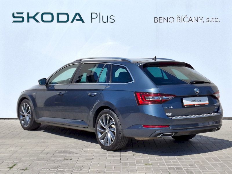 Škoda Superb (2019) Combi L&K DSG 4x4 2,0TDi 140kW - fotka 11 z 35